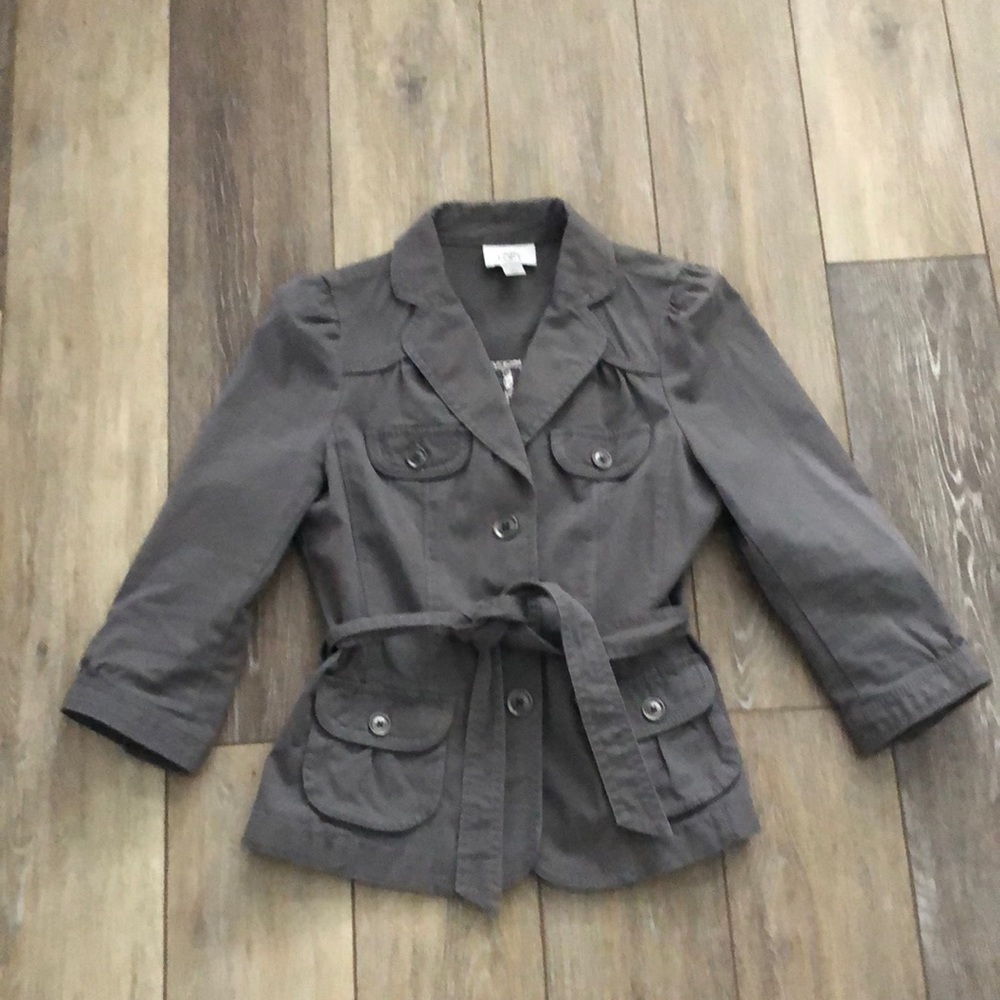 Classy gray LOFT 3/4 sleeve jacket Small